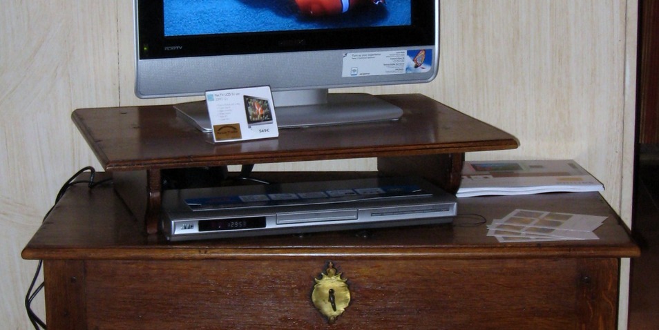 MEUBLE-TV-COFFRE-LXIII