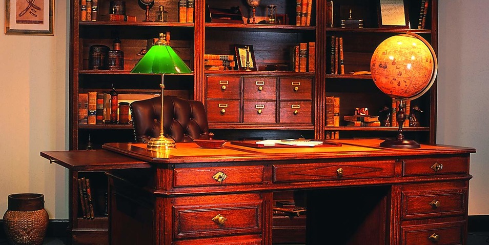 BUREAU-T058-Biblio4