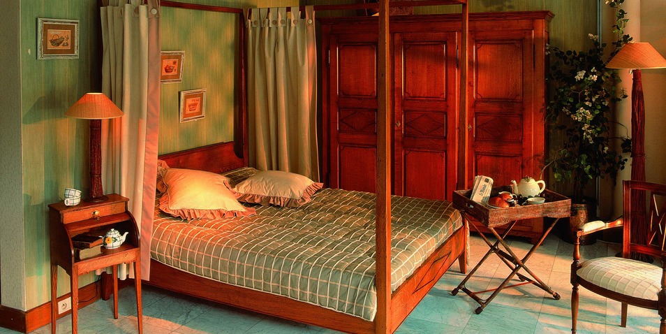 CHAMBRE-DIRECT-BALDAQUIN-ENS-Rigcd8